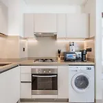 Stay By Latinem Luxury 2Br Holiday Home Cv A1509 Near Burj Khalifa