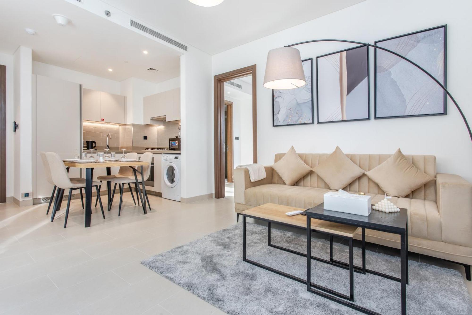 Apartment By Latinem Luxury 2br Cv A1509 Near Burj Khalifa Dubai